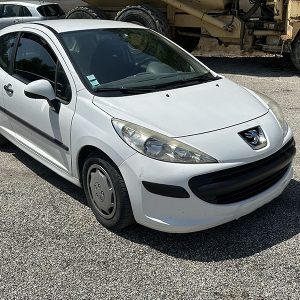 Peugeot 207 société 3 portes 1.4 HDI - IBC à LURS